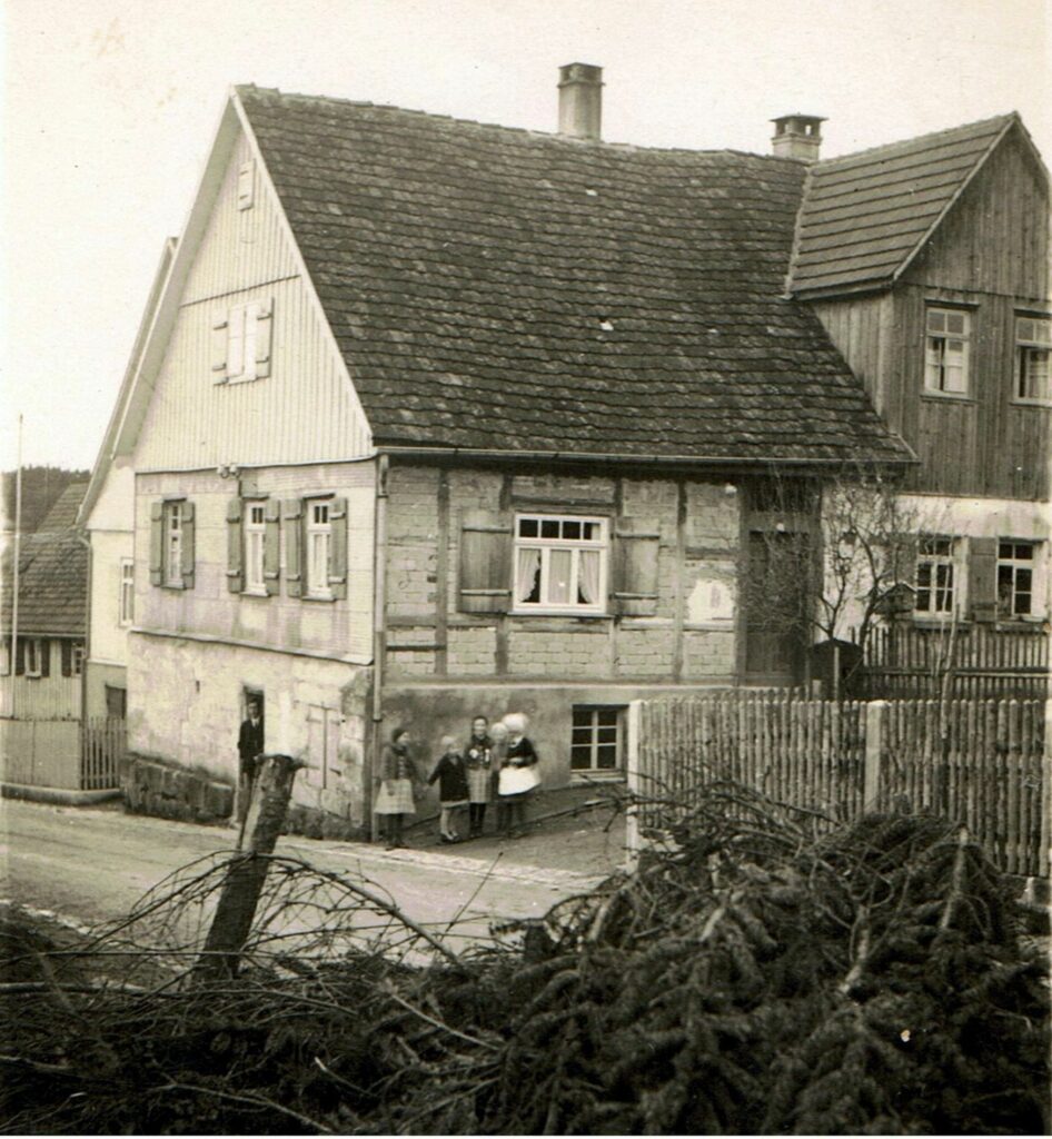Gschwend - Schlechtbacher Strasse - Hausnummer 27 - 193800000